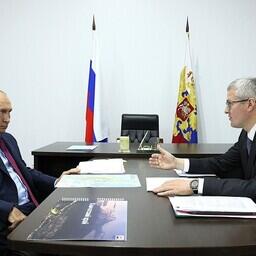 Президент Владимир ПУТИН провел встречу с губернатором Камчатки Владимиром СОЛОДОВЫМ. Фото пресс-службы главы государства