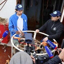 Специалисты ВНИРО вернулись во Владивосток из международной экспедиции по изучению лососей в зимний период. Фото пресс-службы института
