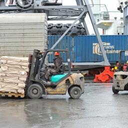 Отгрузка рыбы во Владивостоке