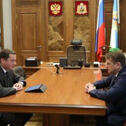 Губернатор Александр ЦЫБУЛЬСКИЙ и руководитель Росрыболовства Илья ШЕСТАКОВ. Фото Ивана Малыгина