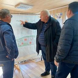 Руководитель Росгранcтроя Геннадий БЕЗЛОБЕНКО проинспектировал ход работ по реконструкции автомобильных пунктов пропуска «Краскино» и «Марково». Фото пресс-службы учреждения