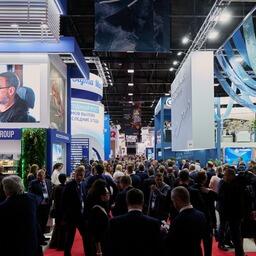 В этом году выставку и форум посетило более 12 тыс. специалистов из 70 стран и 82 регионов России. Фото пресс-службы ESG