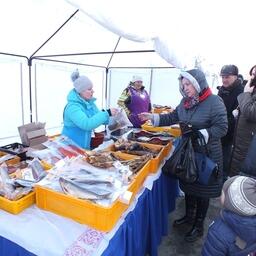 Торговля рыбной продукцией на Сахалине