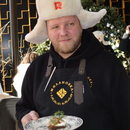 Шеф-повар ресторана «Миллионка» Александр КАЗАКЕВИЧ уверен, что минтаю можно придать любой вкус