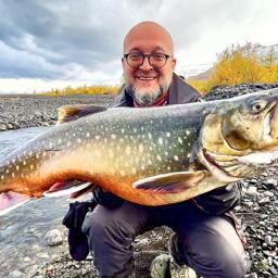 Пойманный голец. Фото пресс-службы экспертного центра «ПОРА»