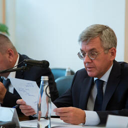 Председатель общественного совета, президент ВАРПЭ Герман ЗВЕРЕВ сообщил о подготовленном решении Общественной палаты по законопроекту о квотах