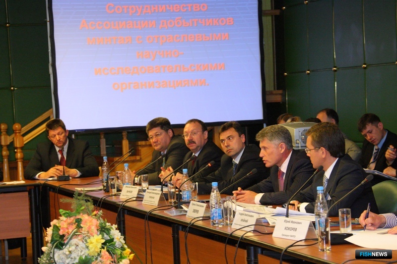 Уроки минтаевой путины в 2008 году АДМ обсуждала с руководителя федеральных органов власти. Тогда как раз шла настройка контроля норм выхода икры