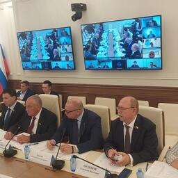 План-график сдачи рыболовных и краболовных судов обсудили на заседании рабочей группы в Совете Федерации