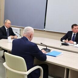 Президент Владимир ПУТИН провел совещание по развитию опорных населенных пунктов Арктической зоны. Фото пресс-службы главы государства