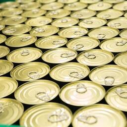 За 2025 г. наша страна отправила на внешние рынки более 24 тыс. тонн рыбных консервов. Архивное фото