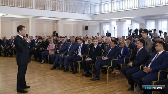 Премьер-министр Дмитрий МЕДВЕДЕВ провел встречу с представителями малого и среднего бизнеса в Улан-Удэ. Фото пресс-службы Правительства РФ