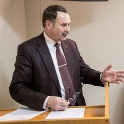 Директор Бисеровского рыбокомбината Андрей СЕМЕНОВ