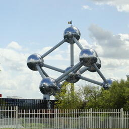Атомиум — символ Брюсселя. Архивное фото