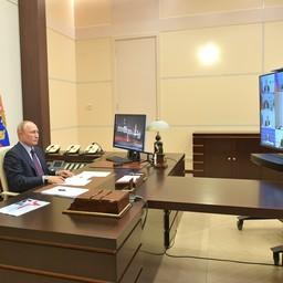 Экономическую ситуацию в связи с коронавирусом обсудили на совещании у президента. Фото пресс-службы главы государства