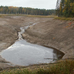 Специалисты зафиксировали уход воды из Шимозера. Фото пресс-службы правительства Вологодской области