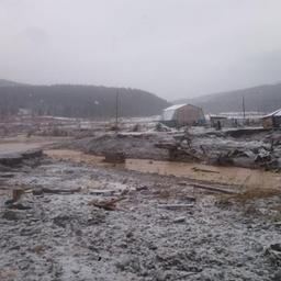 Загрязненные воды прорвали дамбу. Фото пресс-службы Следственного комитета России