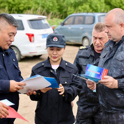 Российские и китайские специалисты сотрудничают в охране рыбных ресурсов Амура. Фото пресс-службы теруправления Росрыболовства