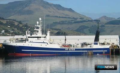 75-метровый траулер норвежской постройки «Морской Волк» приобретен в прошлом году магаданской компанией «Маг-Си» в Новой Зеландии при содействии скандинавской брокерской компании.