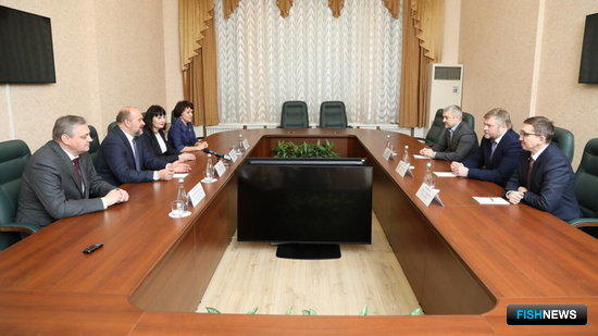 Правительство области заключило новое акционерное соглашение с Архангельским траловым флотом. Фото пресс-службы губернатора
