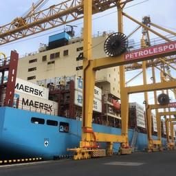 Судно Venta Maersk успешно доставило продукцию в Санкт-Петербург. Фото с сайта АО «Петролеспорт»
