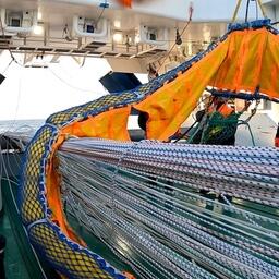 Работа палубной команды на промысле