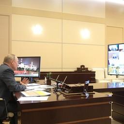 Совещание с членами правительства президент Владимир ПУТИН провел в режиме видеоконференции. Фото пресс-службы главы государства