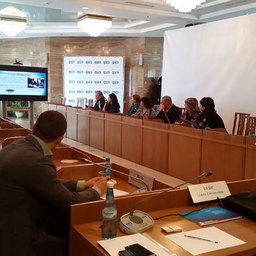 ​Совещание с руководителями розничных торговых сетей по вопросу аукционной и биржевой торговли рыбными товарами в администрации Приморского края