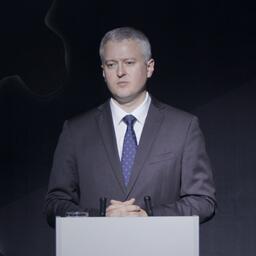О необходимости активизировать работу по насыщению внутреннего рынка камчатской рыбной продукцией губернатор Владимир СОЛОДОВ рассказал в послании к органам власти региона. Фото пресс-службы правительства Камчатки