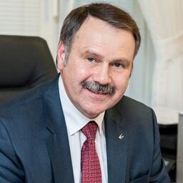 Директор Бисеровского рыбокомбината Андрей СЕМЁНОВ