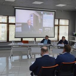 Председатель Ассоциации добытчиков лососей Камчатки Владимир ГАЛИЦЫН выступил на форуме по видеосвязи