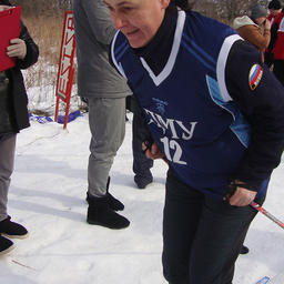 Стартует Ольга Викторовна ЧЕТВЕРГОВА (ДМУ) – чемпион лыжных гонок в командном зачете
