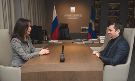 Представитель Мурманской области в Совфеде Елена ДЯГИЛЕВА и губернатор Андрей ЧИБИС. Фото пресс-службы правительства региона, gov-murman.ru