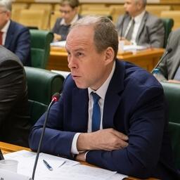 Заместитель руководителя Росрыболовства Василий СОКОЛОВ на парламентских слушаниях в Совете Федерации