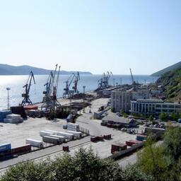 Правительство выпустило распоряжение об увеличении территории магаданского торгового порта. Фото пресс-службы правительства Магаданской области