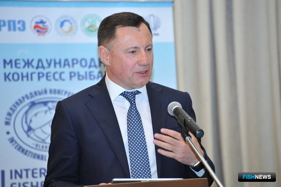 Заместитель руководителя Росрыболовства Петр САВЧУК озвучил позицию регулятора по вопросам распределения долей квот