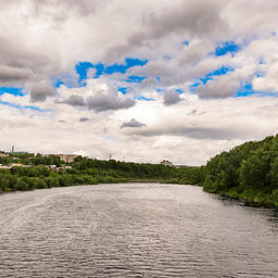 Река в Мурманской области. Фото пресс-службы правительства региона