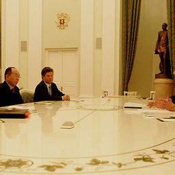 Владимир Путин встретился с акционерами компании «Сахалин Энерджи»