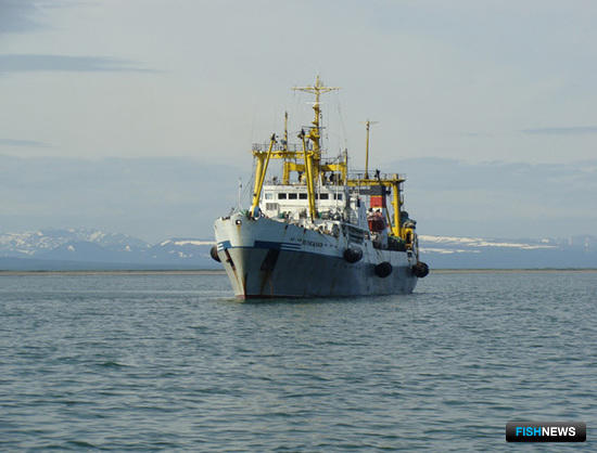 Рыболовное судно на Дальнем Востоке