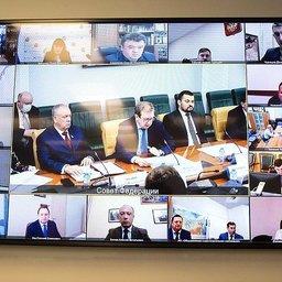 Продолжение программы инвестквот обсудили на круглом столе в Совете Федерации. Фото пресс-службы верхней палаты парламента