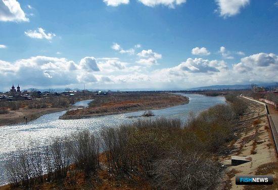 Улан-Удэ и река Уда. Фото Alava («Википедия»)