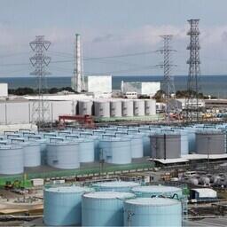 АЭС «Фукусима» и резервуары с радиоактивной водой. Фото пресс-службы СахНИРО