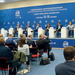 На площадке Международного рыбопромышленного форума традиционно поднимают важнейшие вопросы отрасли. В этом году он пройдет вместе с Выставкой рыбной индустрии, морепродуктов и технологий (Seafood Expo Russia)