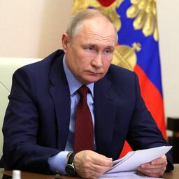 Президент Владимир ПУТИН на апрельском совещании по вопросам АПК и рыбной отрасли. Фото пресс-службы главы государства