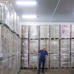 Продукция компании идет в федеральные и региональные сети