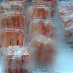 В Магадане будут судить двух рыбаков, организовавших нелегальный бизнес на сомнительных морепродуктах. Архивное фото