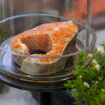 Для того чтобы бороться с мифами о рыбе и морепродуктах, компании используют в том числе современные форматы