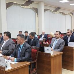 Законопроект о втором этапе инвестквот и аукционов рассмотрел комитет  по вопросам промышленности, предпринимательства и инфраструктуры Законодательной думы Хабаровского края. Фото пресс-службы парламента региона