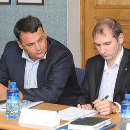 Александр ПОПОВ и Руслан ТЕЛЕНКОВ на собрании Ассоциации добытчиков минтая во Владивостоке
