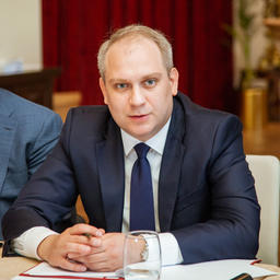 Заместитель министра промышленности и торговли Олег РЯЗАНЦЕВ