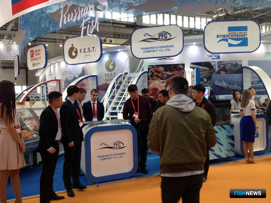 Участники национального стенда России на China Fisheries and Seafood Expo - 2016
